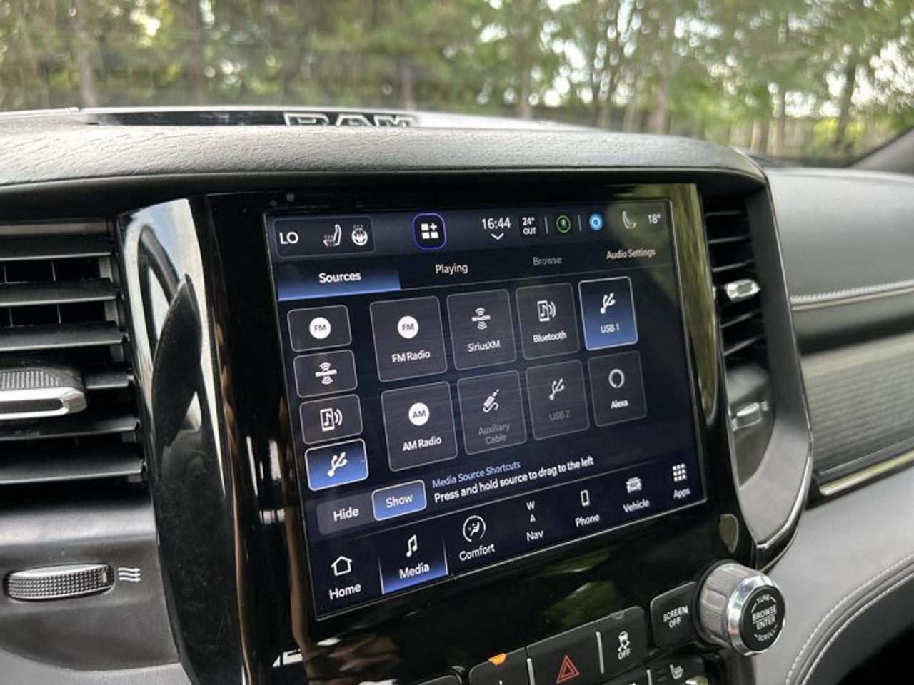 2023 RAM 2500 Limited Crew Cab 8' Box 4x4 | No Accidents | Leather Seats Photo