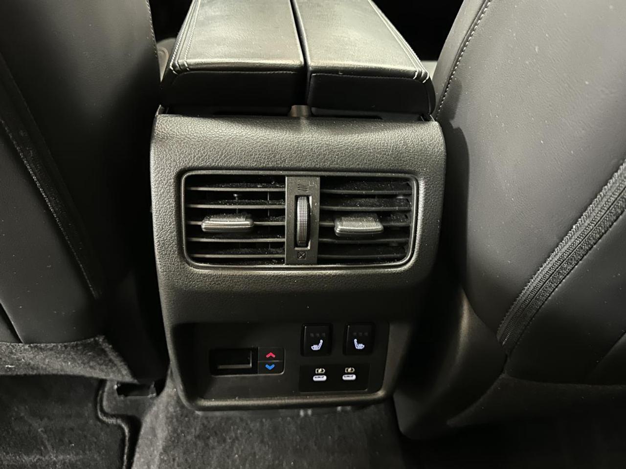 2024 Nissan Rogue AWD Platinum - BLK LEATHER/PANO/NAVI/1 OWNER LEASE RETURN! Photo