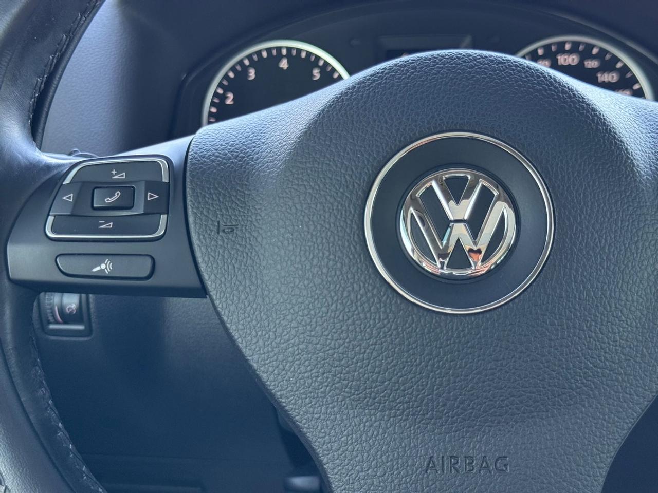 2016 Volkswagen Tiguan COMFORTLINE Photo