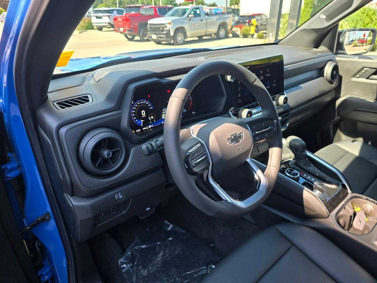 2026 Chevrolet Colorado Crew Cab Short Box 4-Wheel Drive Trail Boss Photo