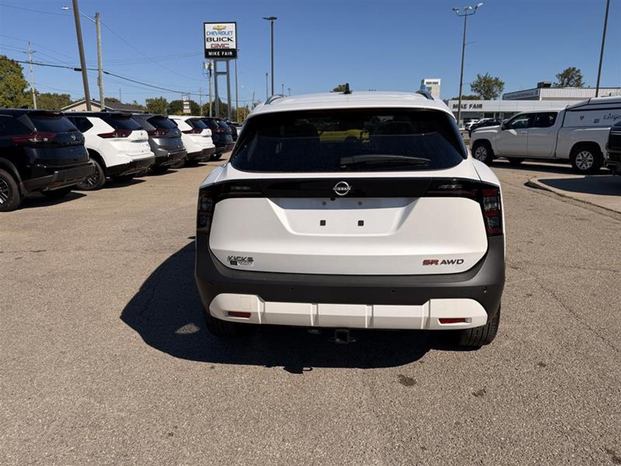 2026 Nissan Kicks SR AWD Photo
