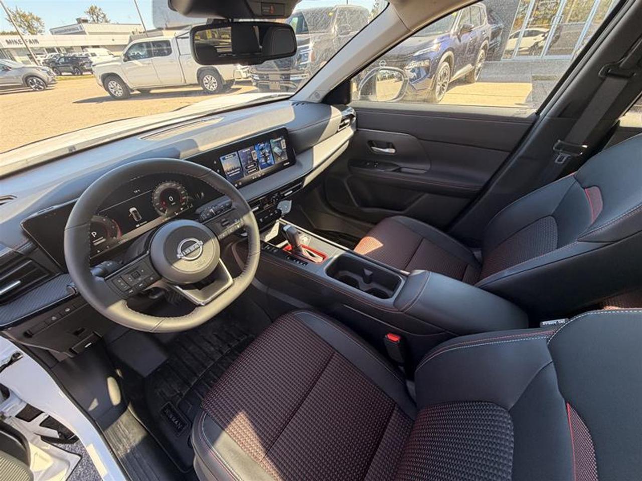 2026 Nissan Kicks SR AWD Photo