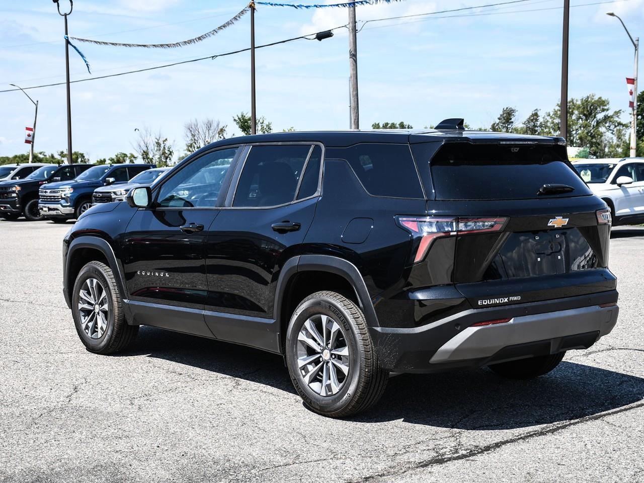 2027 Chevrolet Equinox LT Photo