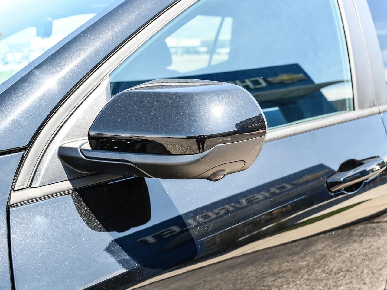 2027 Chevrolet Equinox LT Photo