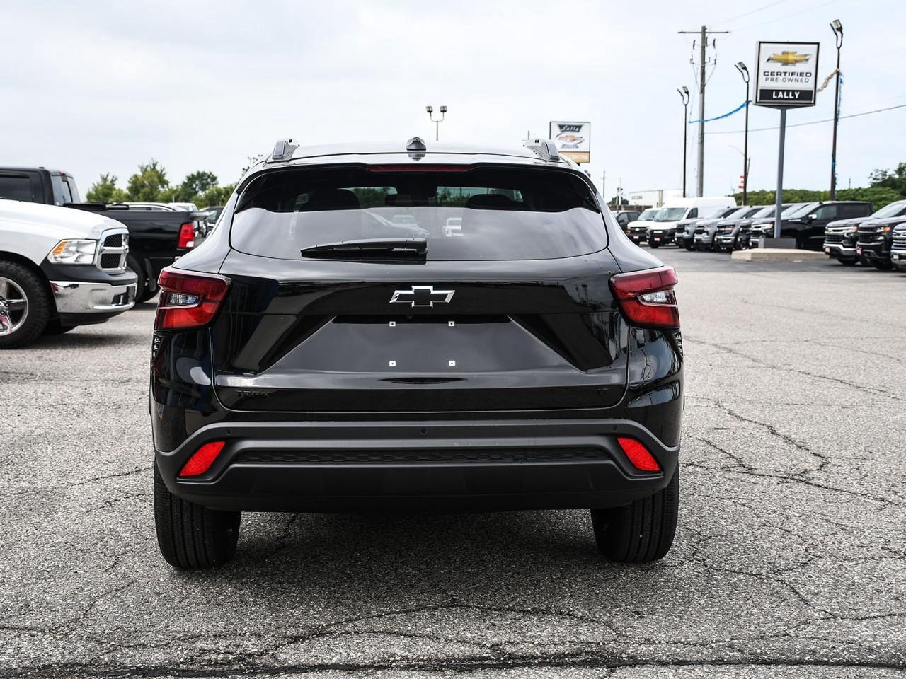 2026 Chevrolet Trax LT Photo3