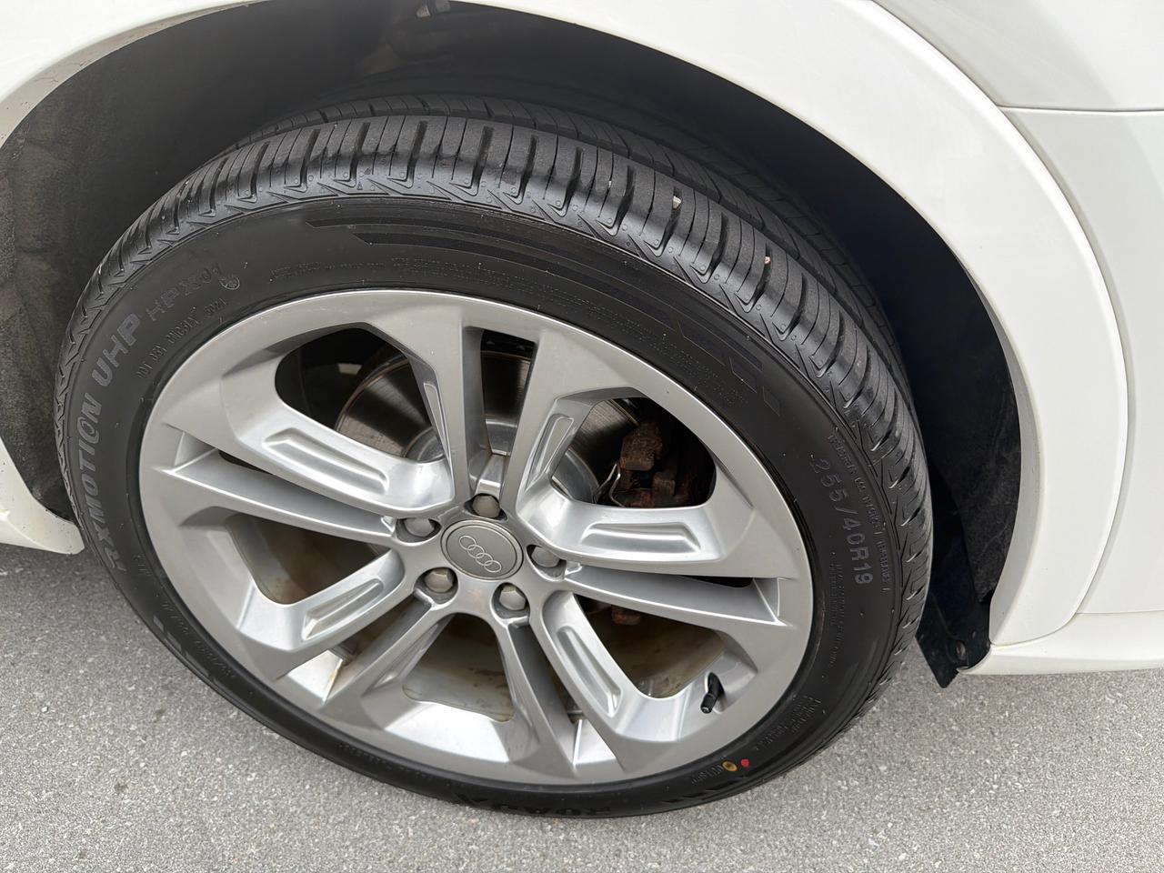 2018 Audi Q3 2.0T Progressiv Photo
