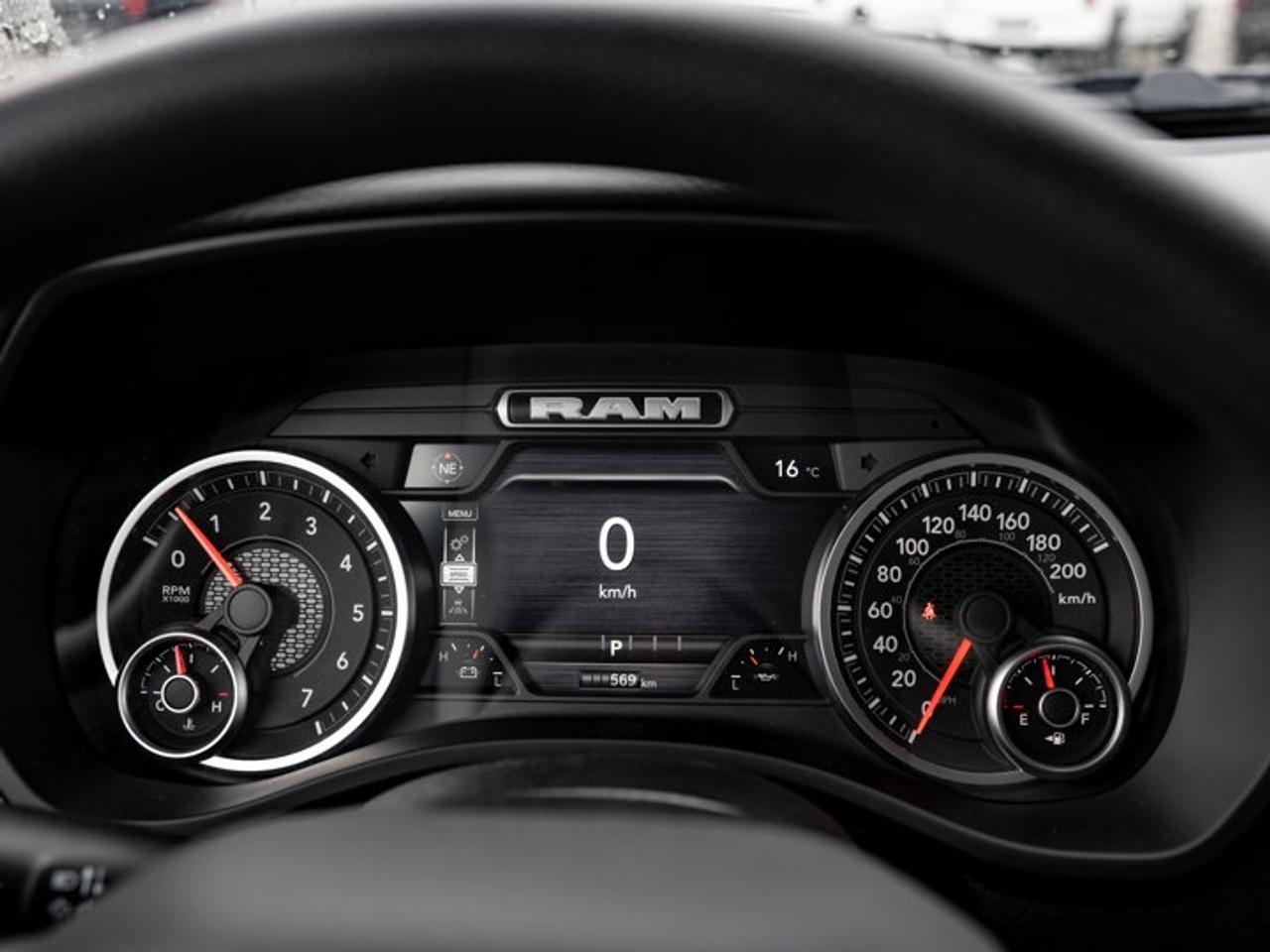 2026 RAM 1500 Express Photo3