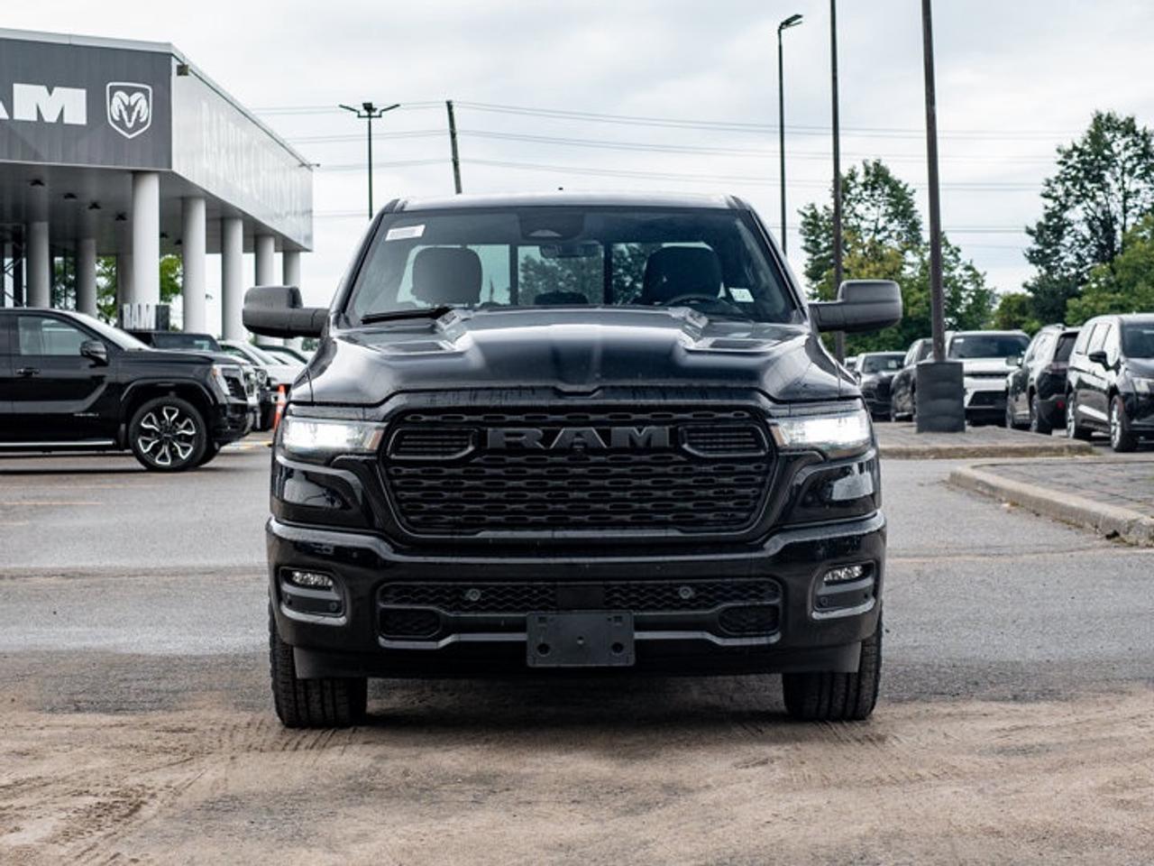 2026 RAM 1500 Express Photo