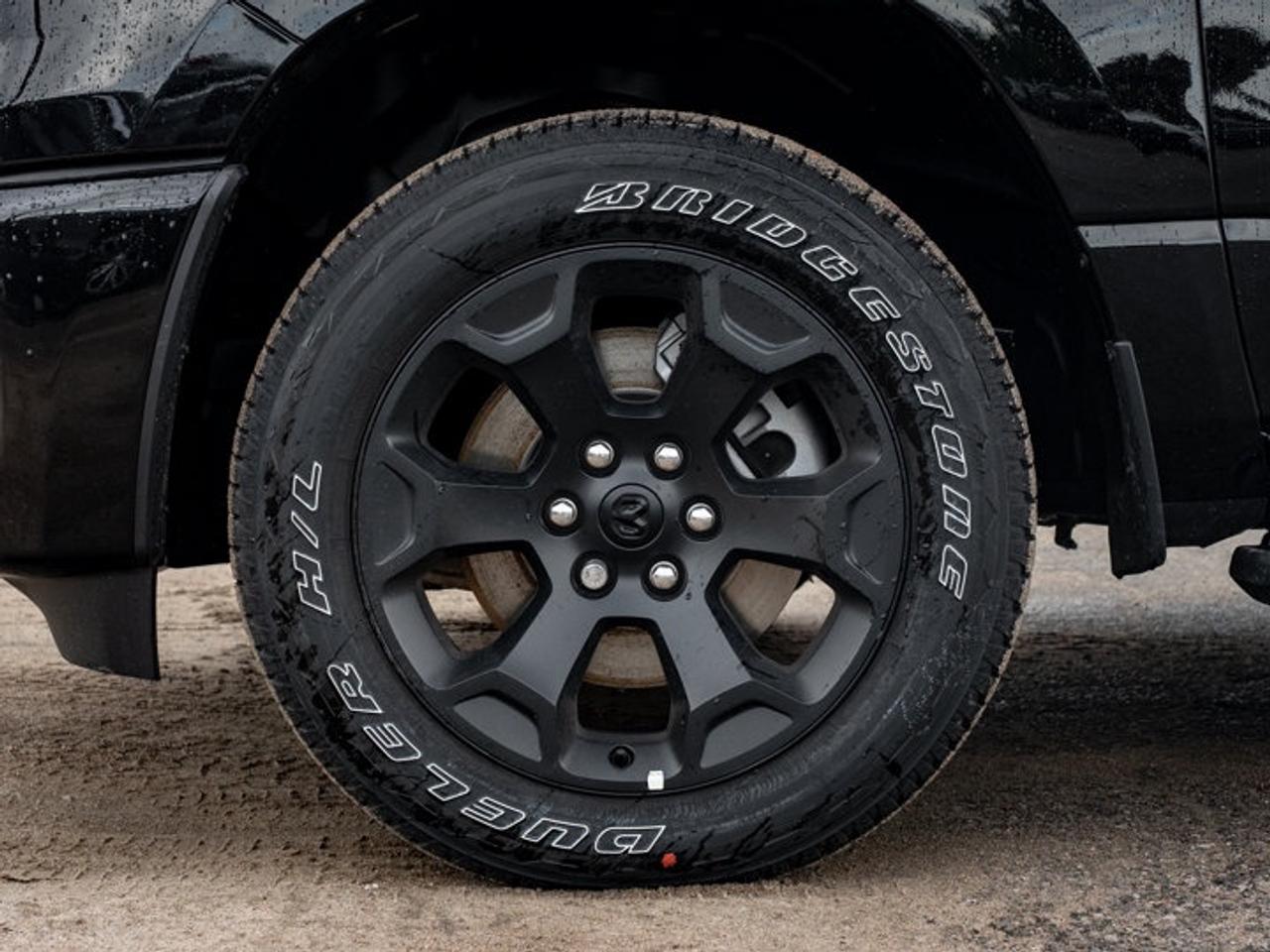 2026 RAM 1500 Express Photo