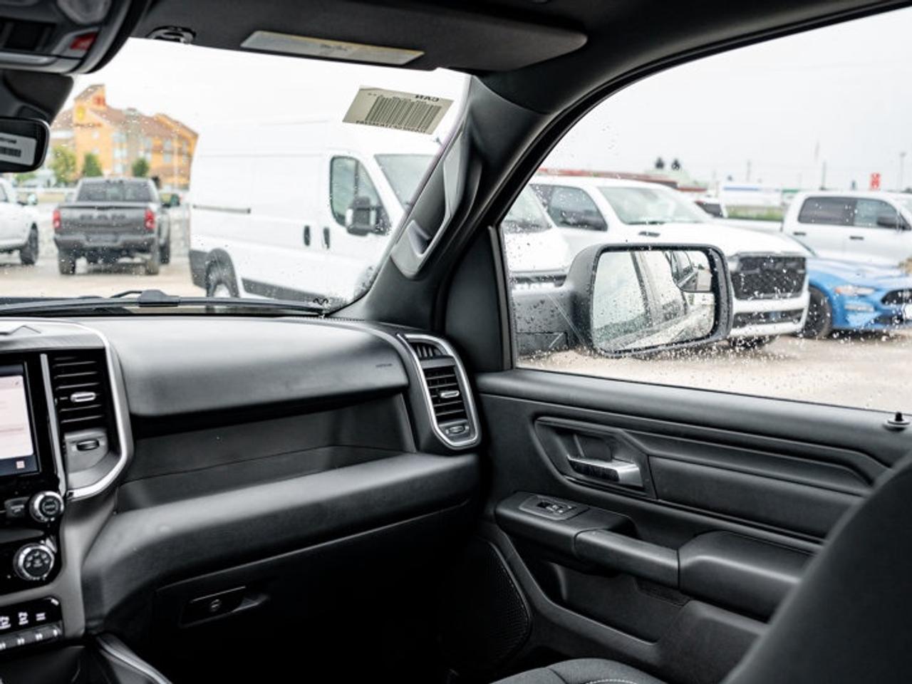 2026 RAM 1500 Express Photo