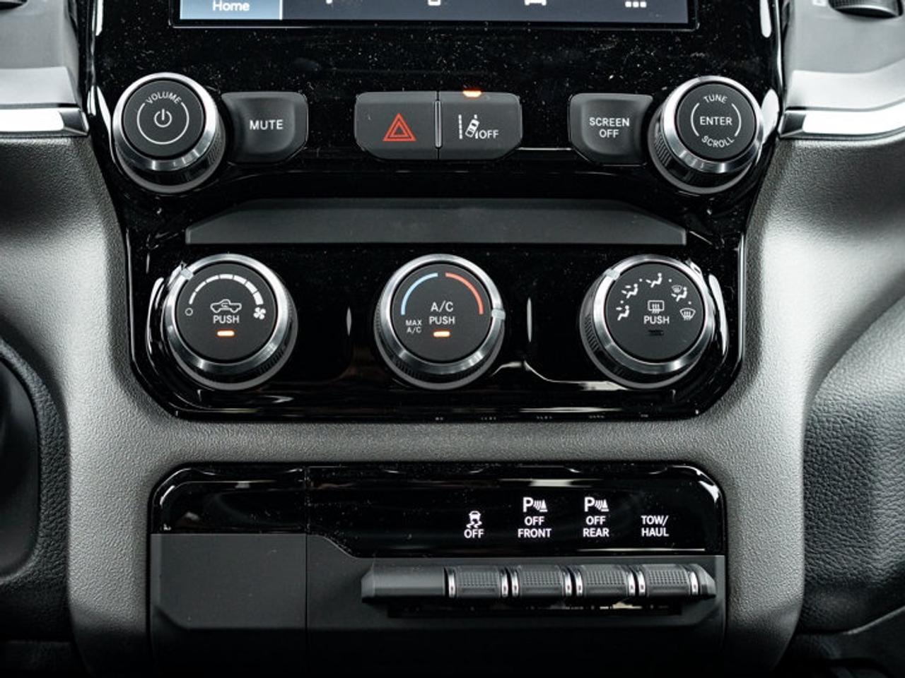 2026 RAM 1500 Express Photo