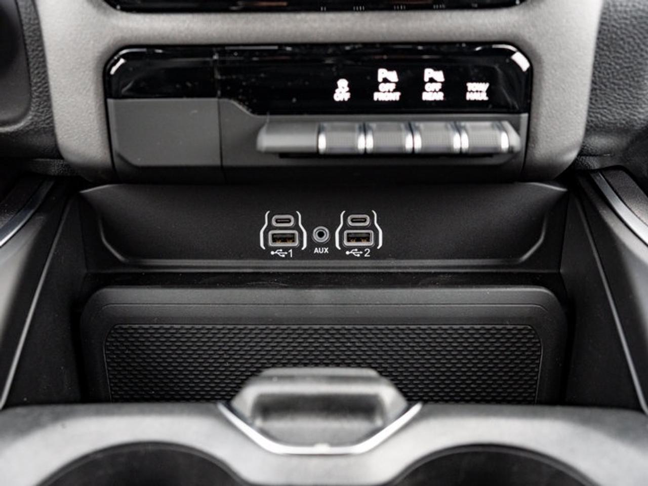 2026 RAM 1500 Express Photo