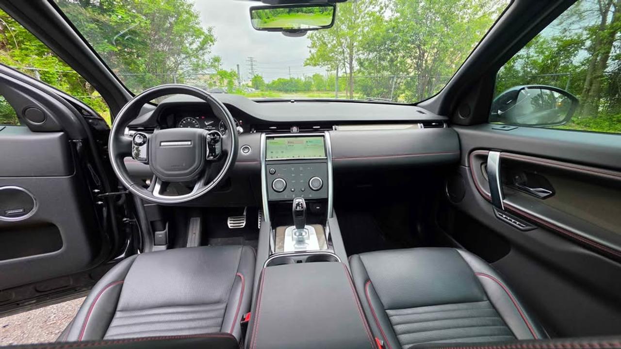 2020 Land Rover Discovery Sport R-Dynamic HSE P290 Photo