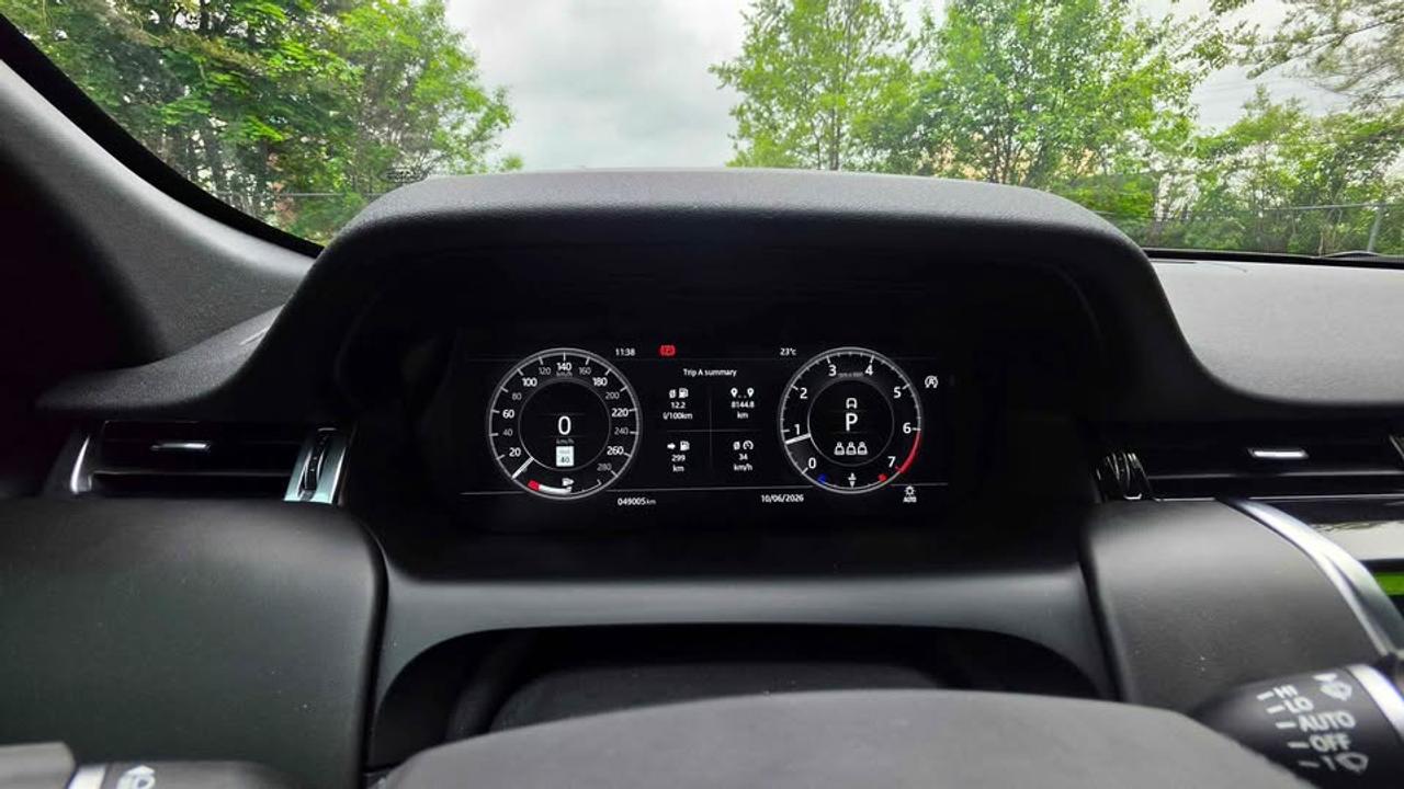 2020 Land Rover Discovery Sport R-Dynamic HSE P290 Photo