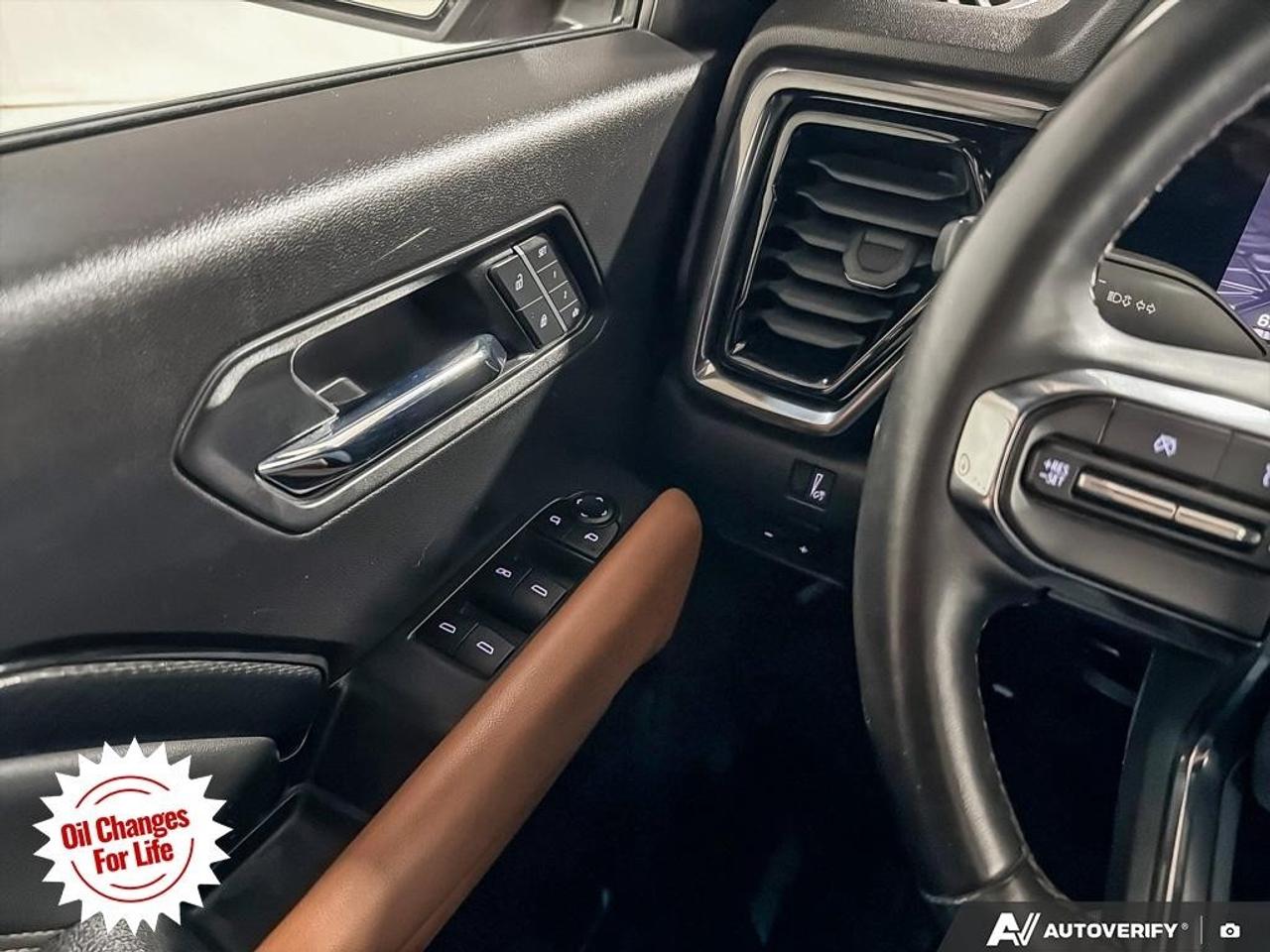2023 GMC Canyon Crew Cab Short Box 4-Wheel Drive AT4 Photo