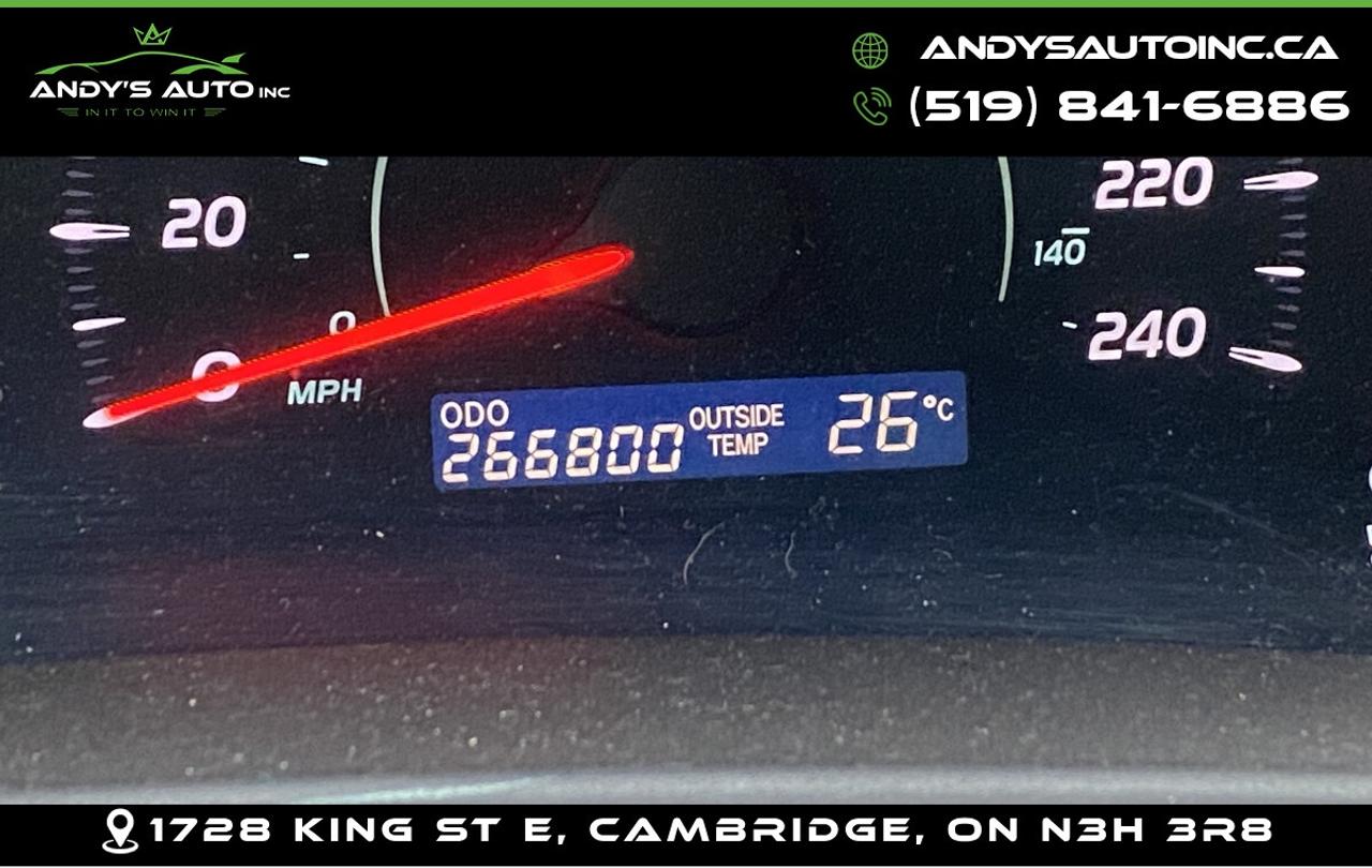 2009 Toyota Camry LE Photo