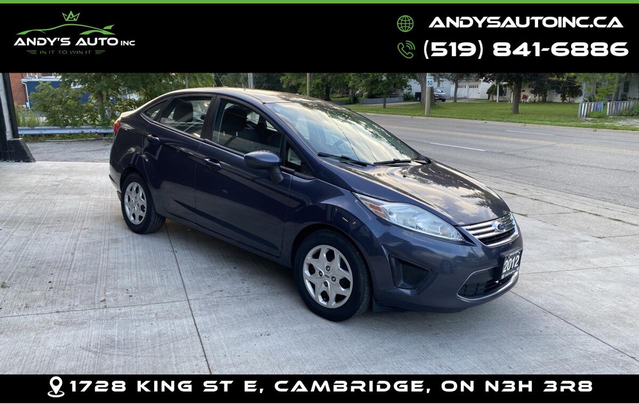 2012 Ford Fiesta ! AUTO ! SE Photo