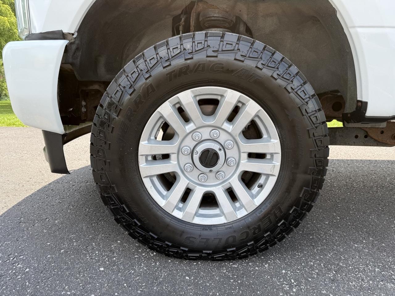 2017 Ford F-350 XLT Photo