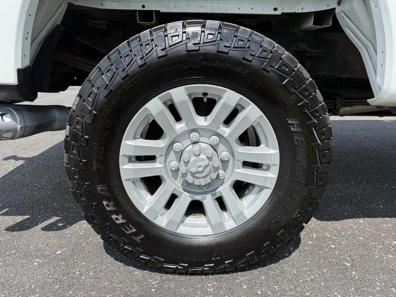2017 Ford F-350 XLT Photo