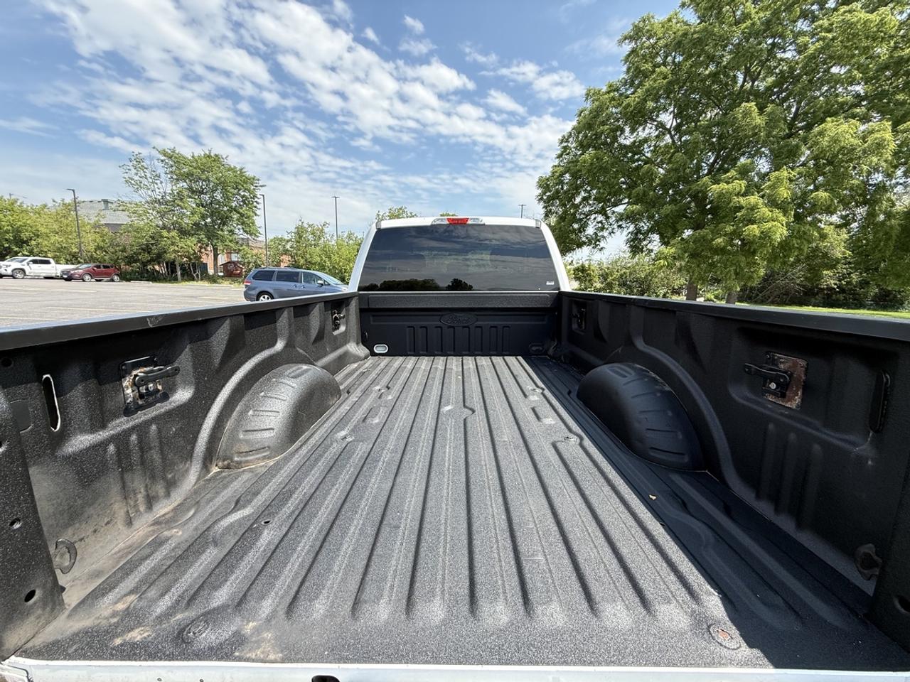 2017 Ford F-350 XLT Photo