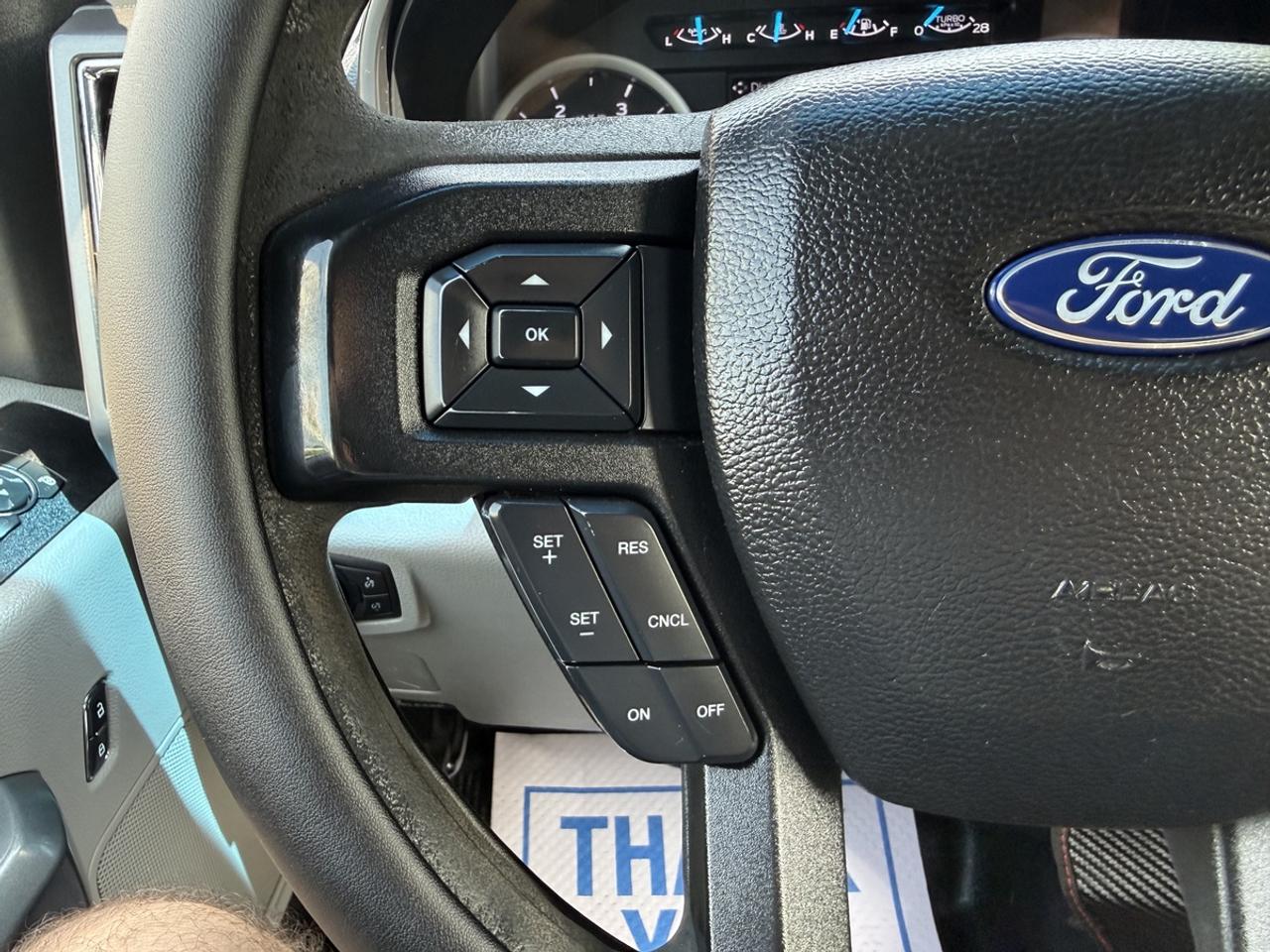 2017 Ford F-350 XLT Photo