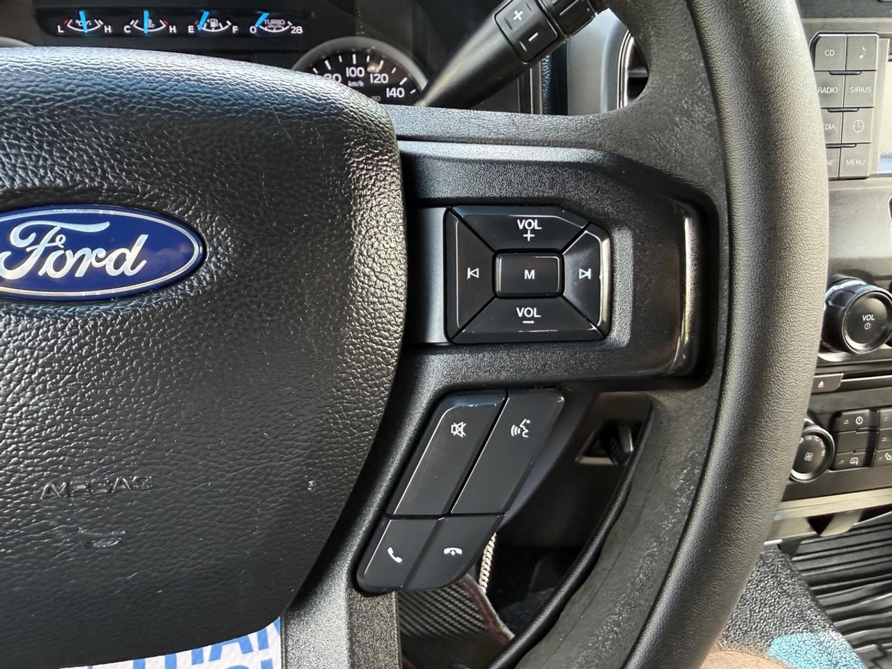 2017 Ford F-350 XLT Photo