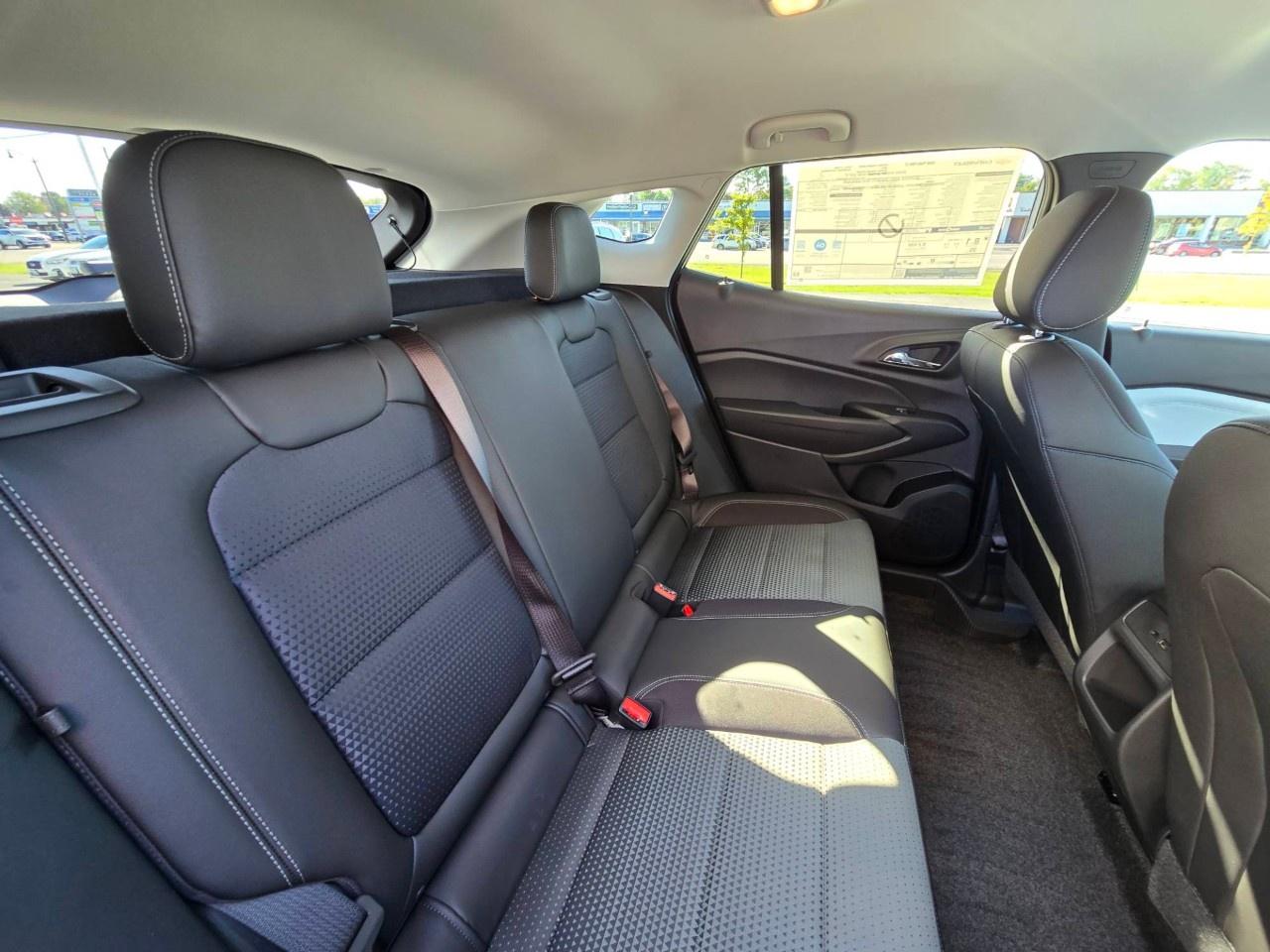 2026 Chevrolet Trax Fwd 4dr Lt Photo