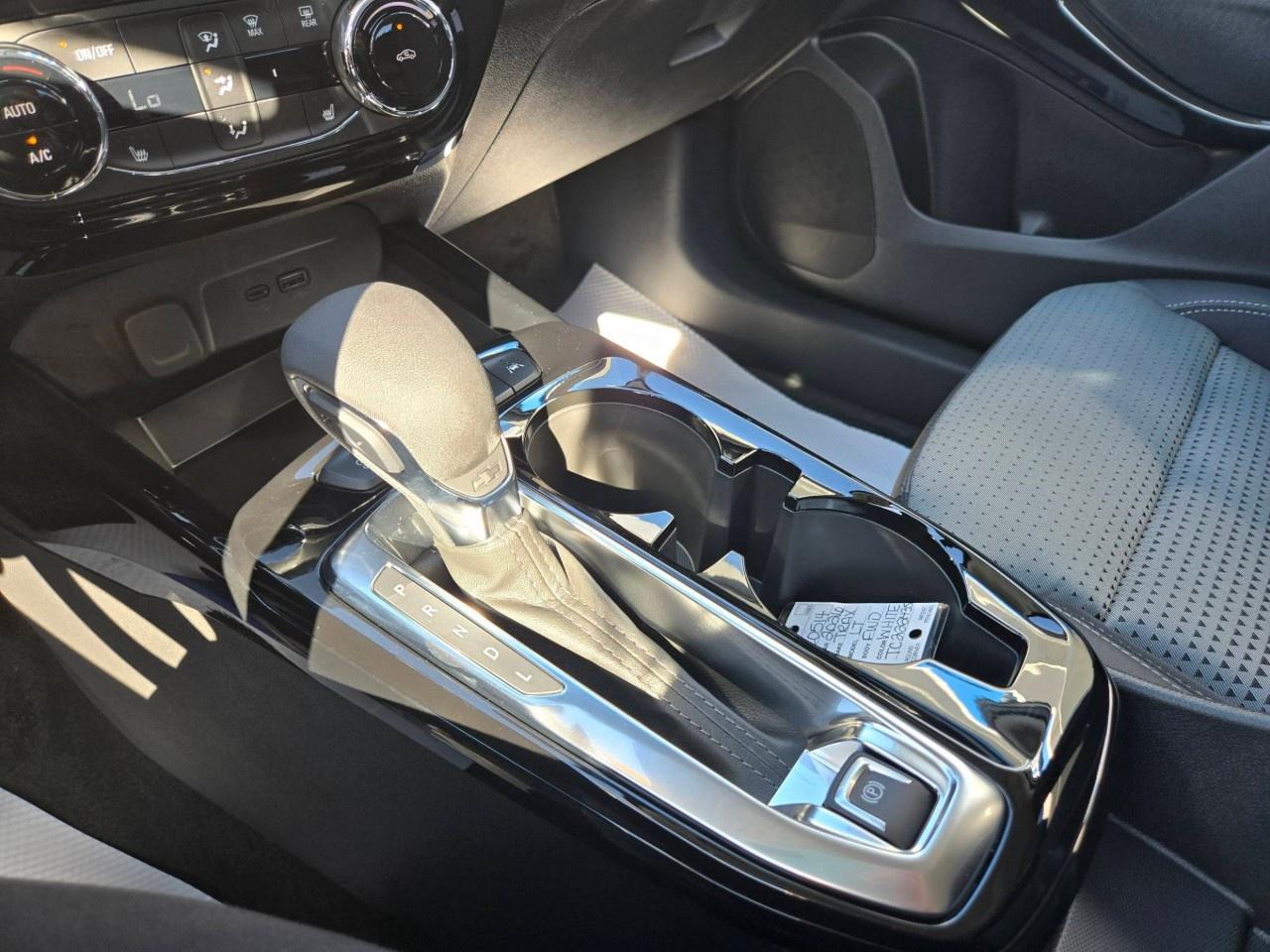 2026 Chevrolet Trax Fwd 4dr Lt Photo