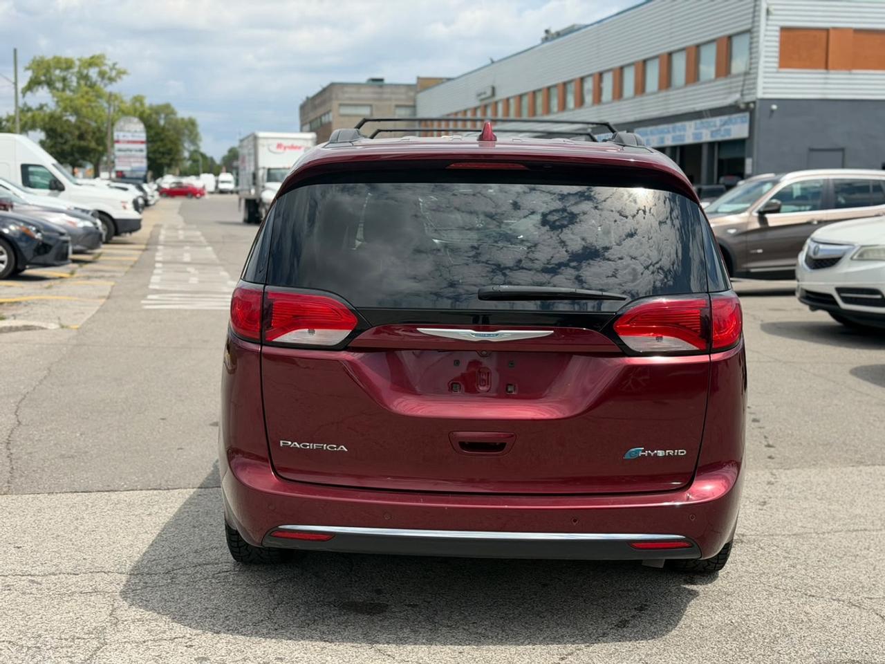 2018 Chrysler Pacifica Touring Plus Photo