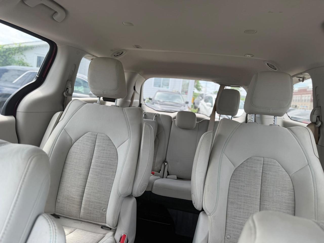2018 Chrysler Pacifica Touring Plus Photo