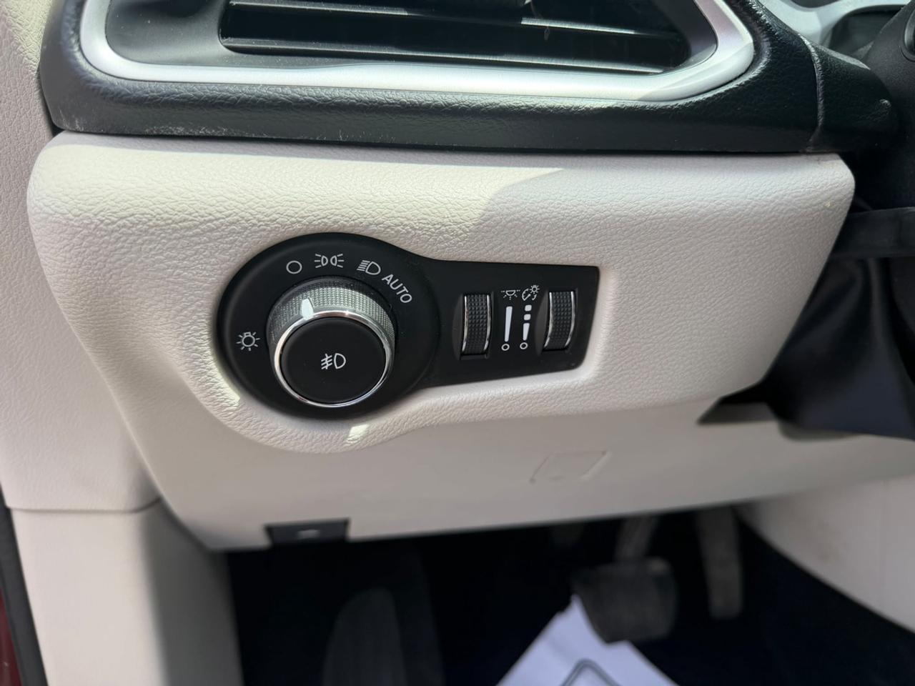 2018 Chrysler Pacifica Touring Plus Photo