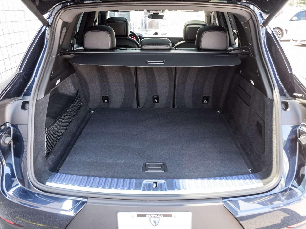 2024 Porsche Cayenne Base 4dr All-wheel Drive Photo
