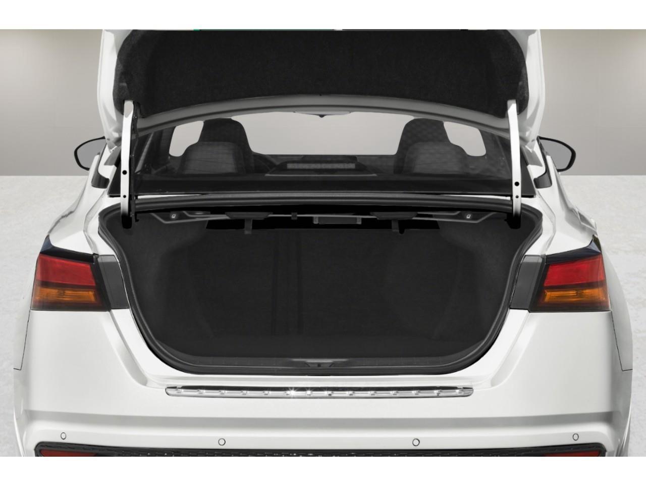 2024 Nissan Altima SR All-Wheel Drive Sedan Photo