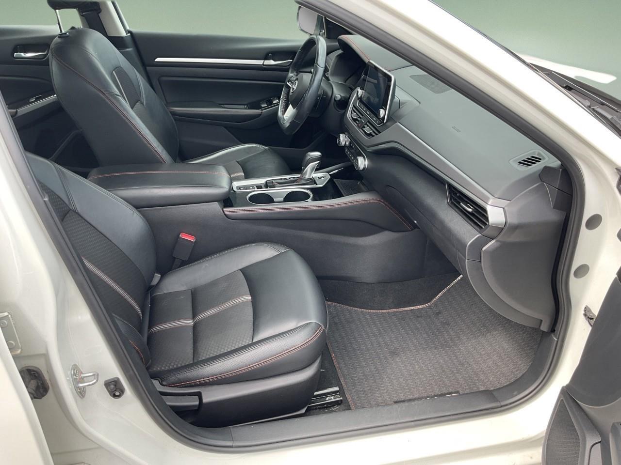 2024 Nissan Altima SR All-Wheel Drive Sedan Photo