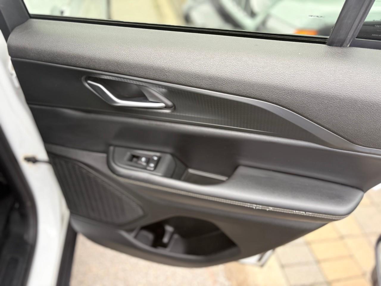 2023 Jeep Grand Cherokee Laredo 4dr 4x4 Photo
