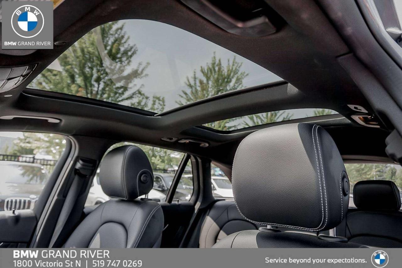 2022 Mercedes-Benz GLC 300 Base GLC 300 4dr All-Wheel Drive Photo