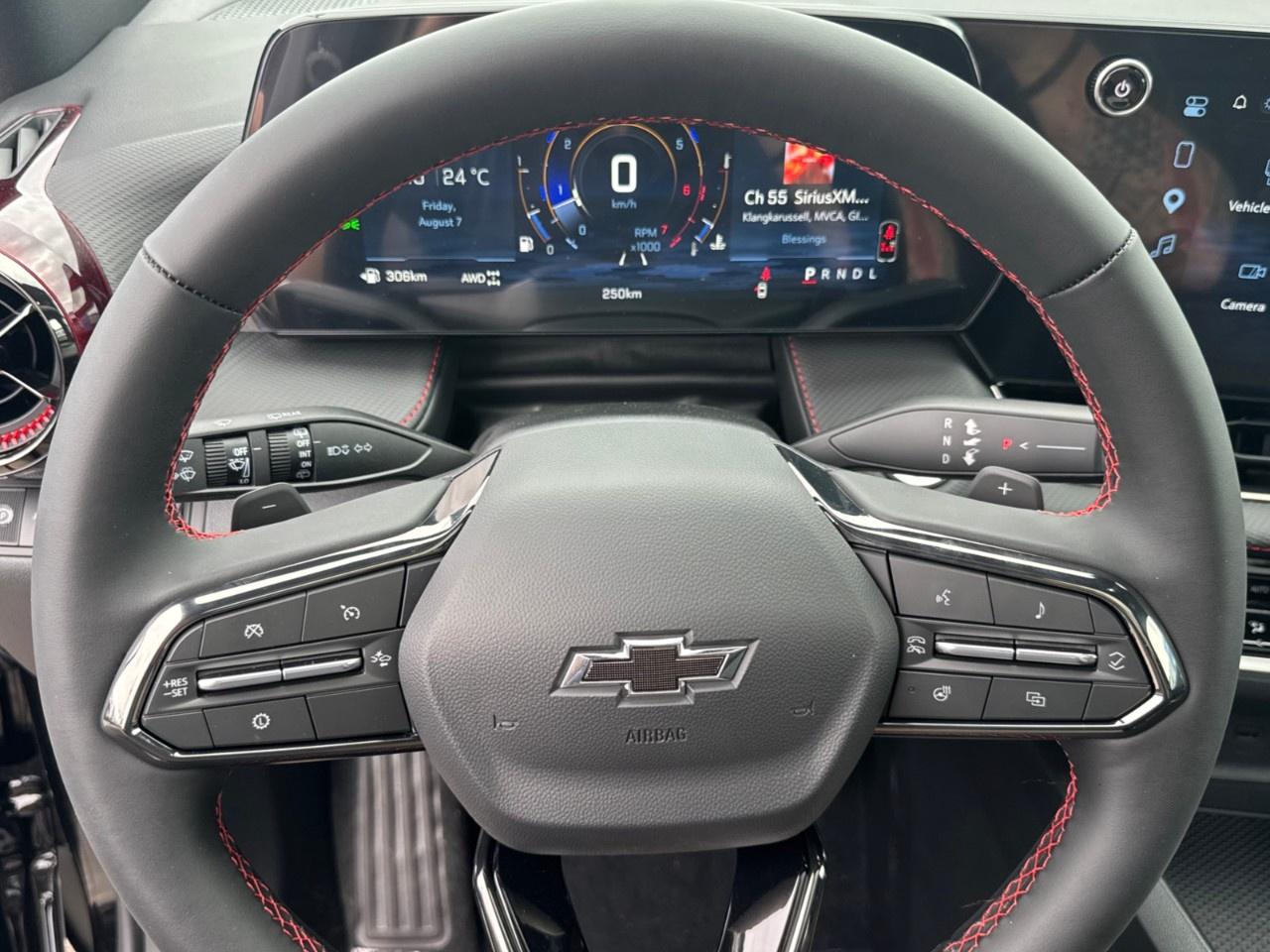 2027 Chevrolet Equinox AWD RS Photo