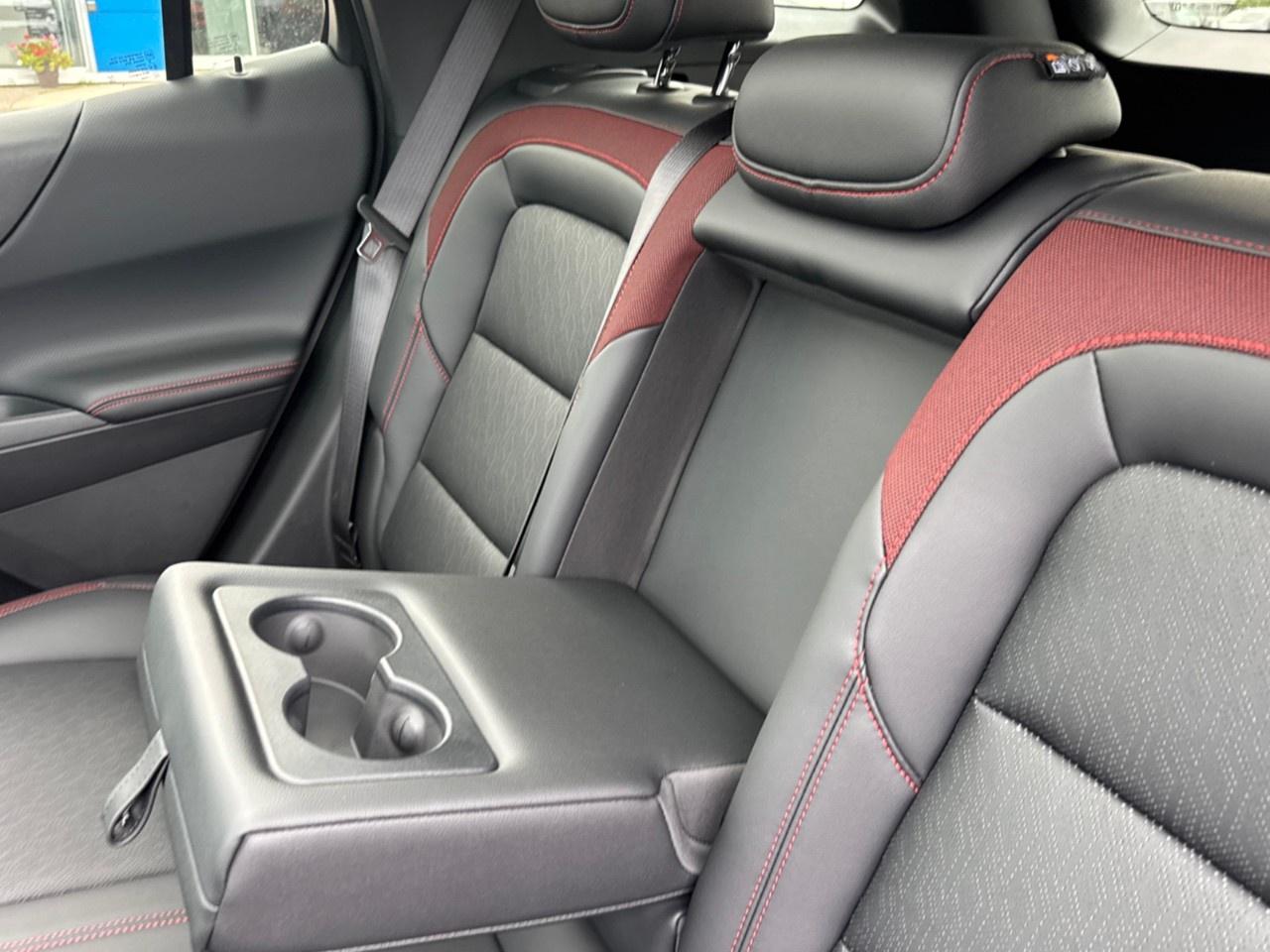 2027 Chevrolet Equinox AWD RS Photo