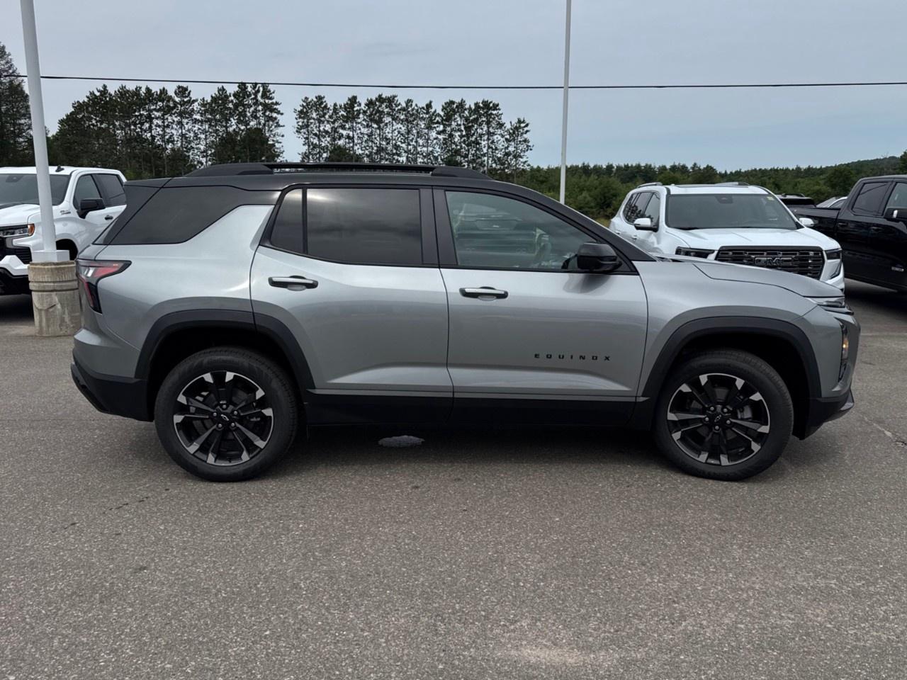 2027 Chevrolet Equinox AWD RS Photo