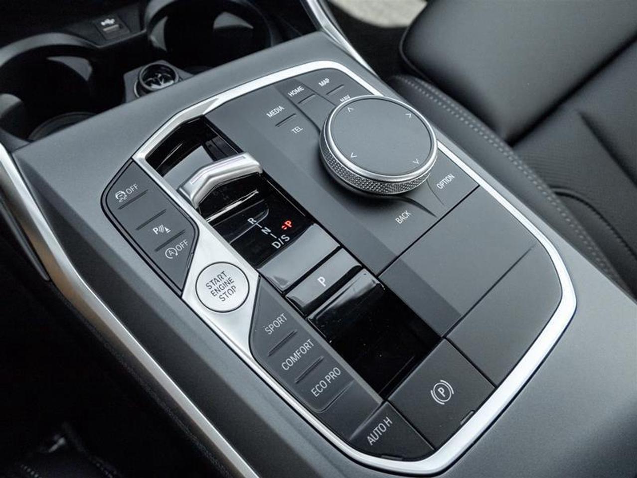 2026 BMW 330 i xDrive 4dr All-Wheel Drive Sedan Photo