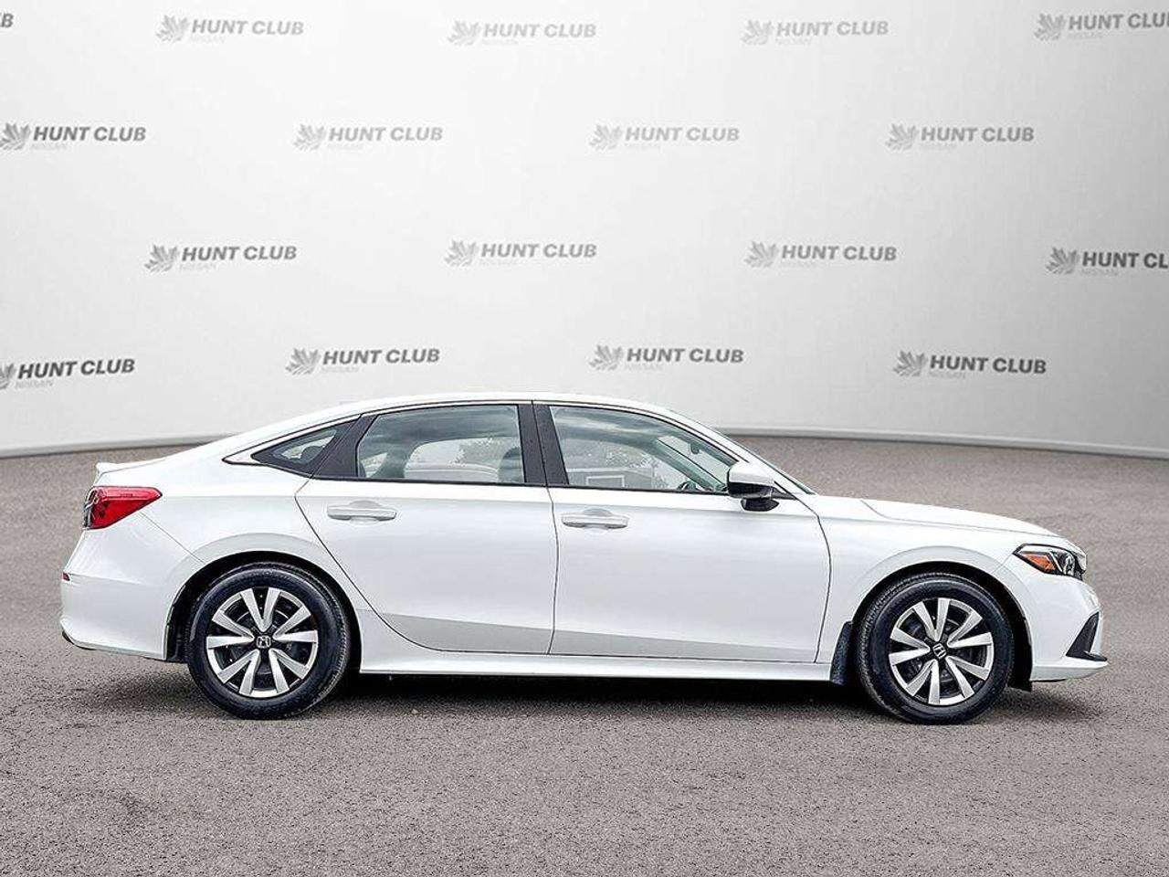 2024 Honda Civic LX-B   Apple Car Play   Heated Seats   Rear Camera Photo