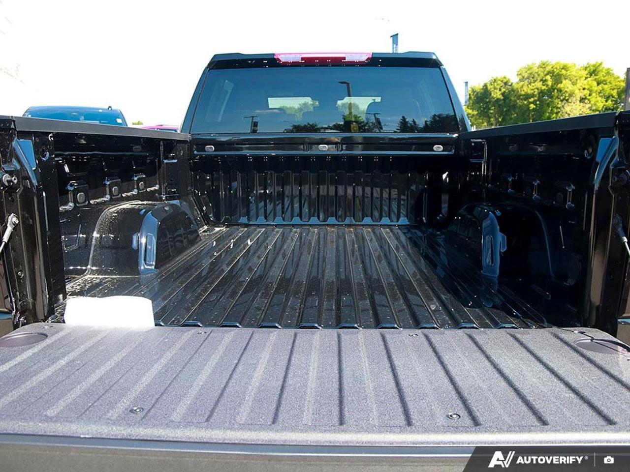 2026 GMC Sierra 1500 Crew Cab Short Box 4-Wheel Drive Pro Photo