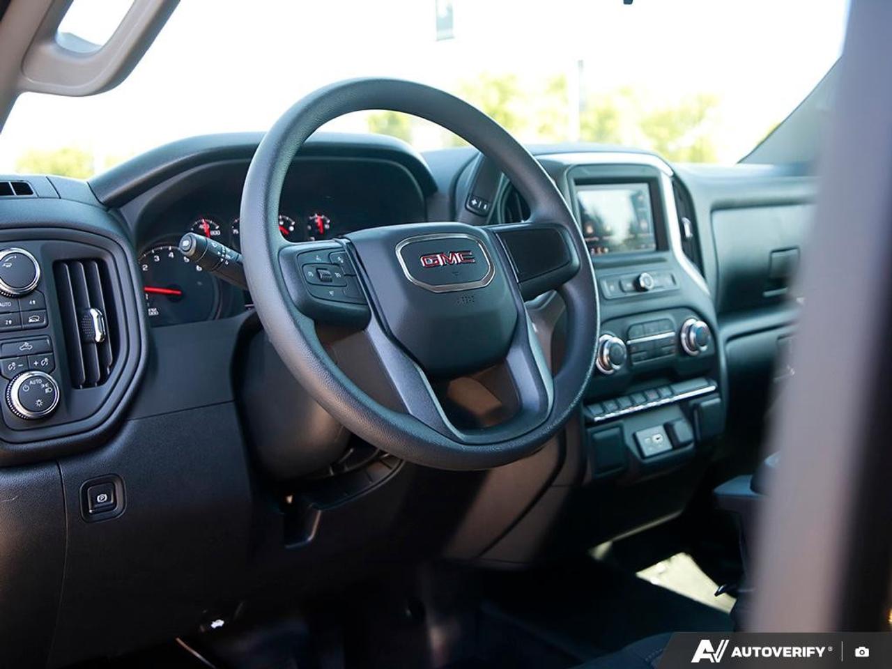 2026 GMC Sierra 1500 Crew Cab Short Box 4-Wheel Drive Pro Photo