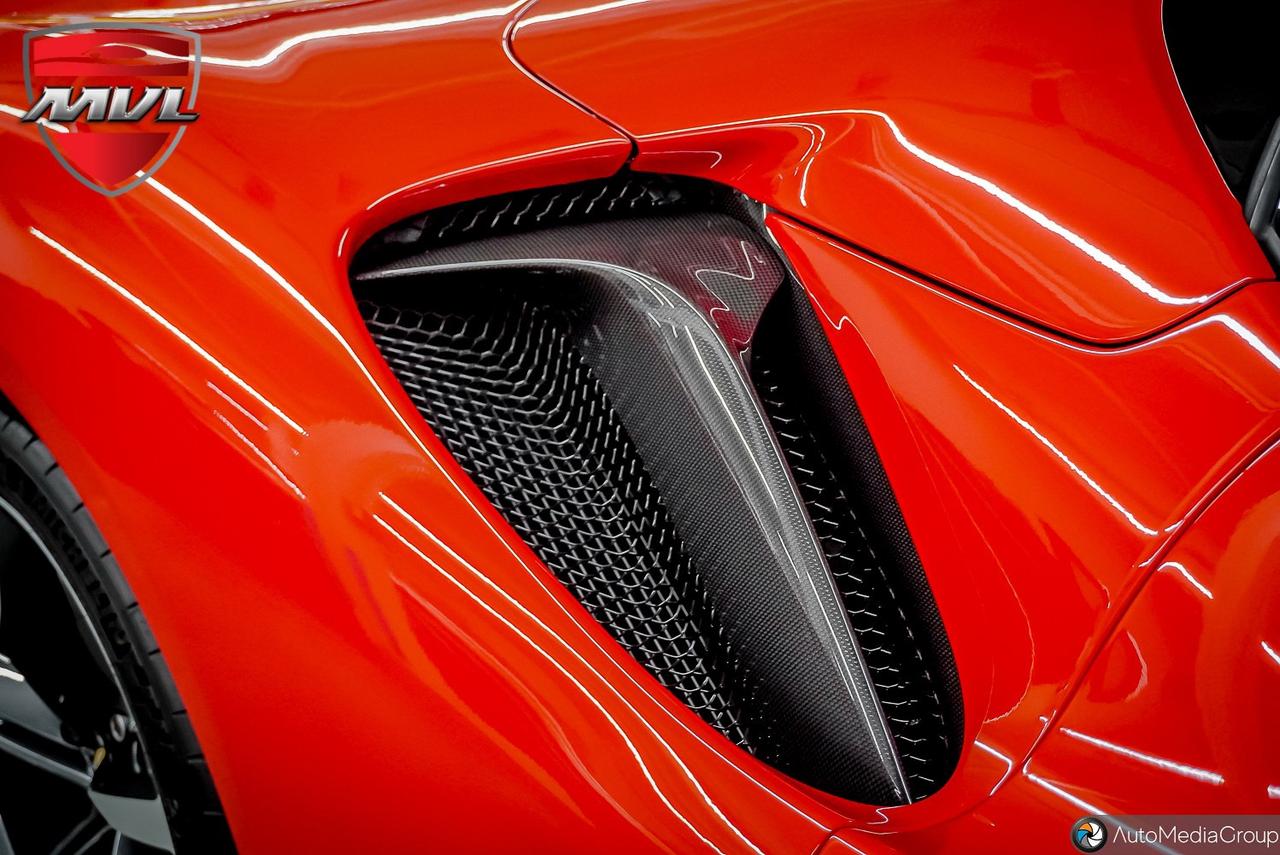 2025 Ferrari SF90 Spider Base 2dr Convertible Photo