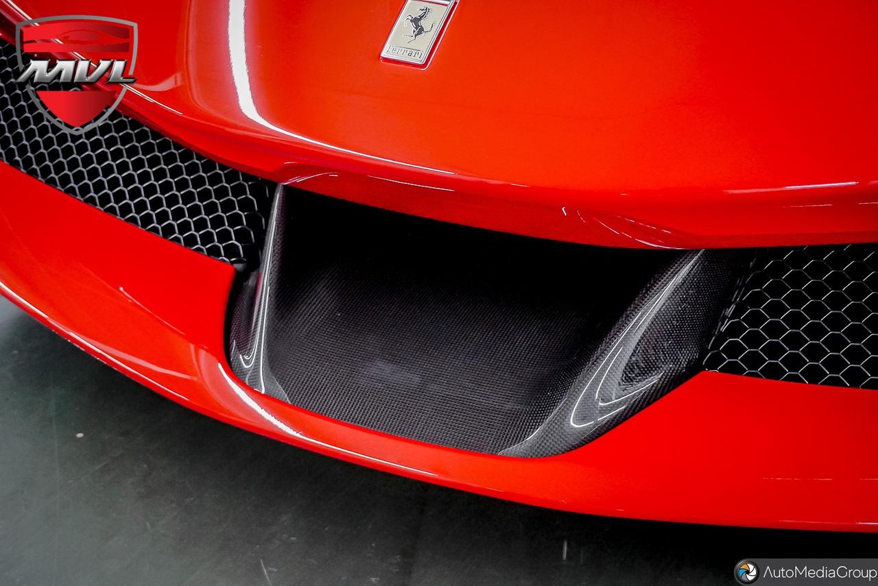 2025 Ferrari SF90 Spider Base 2dr Convertible Photo