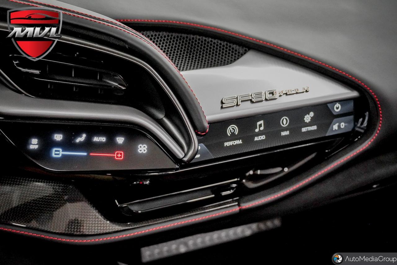 2025 Ferrari SF90 Spider Base 2dr Convertible Photo