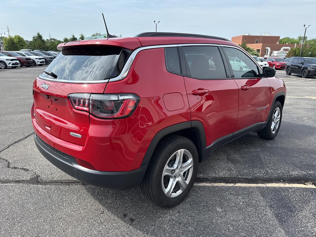 2024 Jeep Compass NORTH Photo4