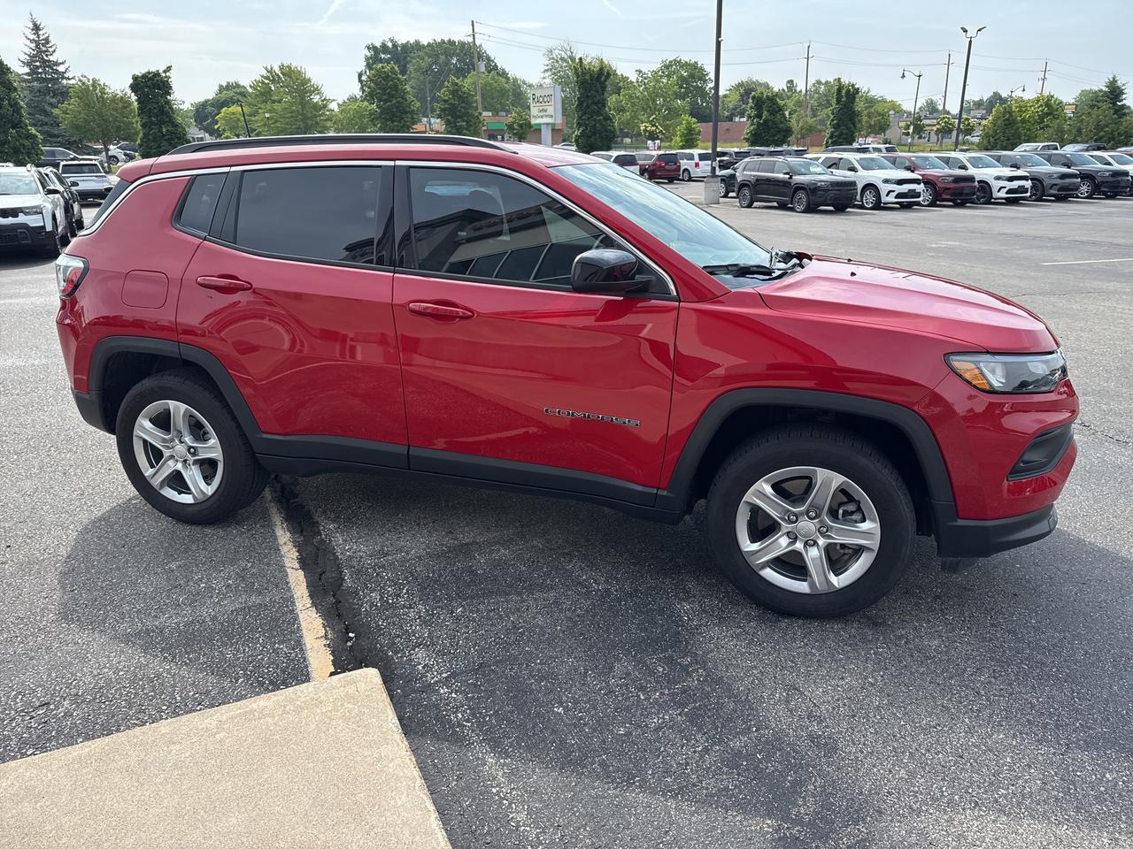 2024 Jeep Compass NORTH Photo