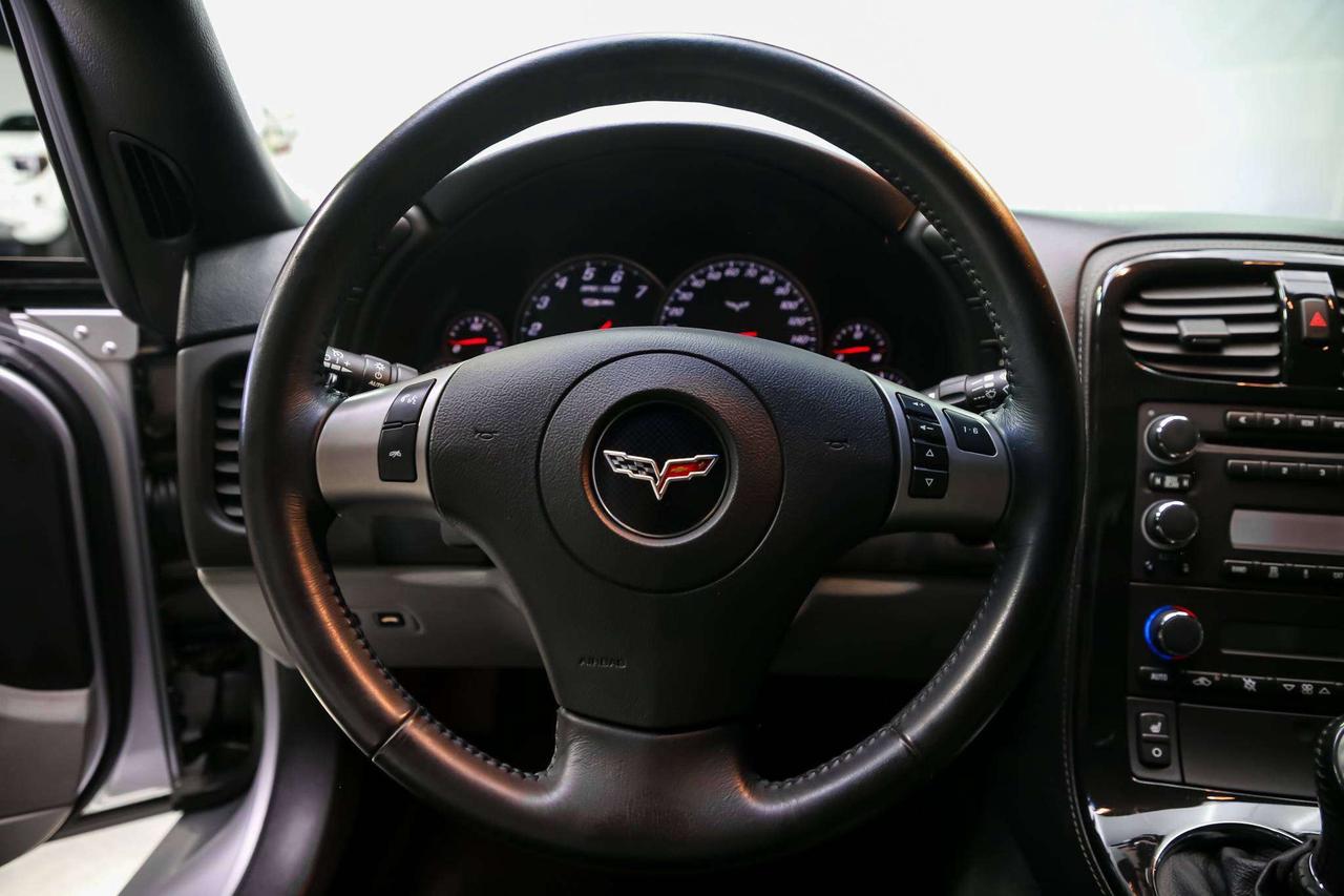 2009 Chevrolet Corvette Z06 LS7 7.0L 505HP MANUAL HUD BOSE NOACCIDENTS Photo