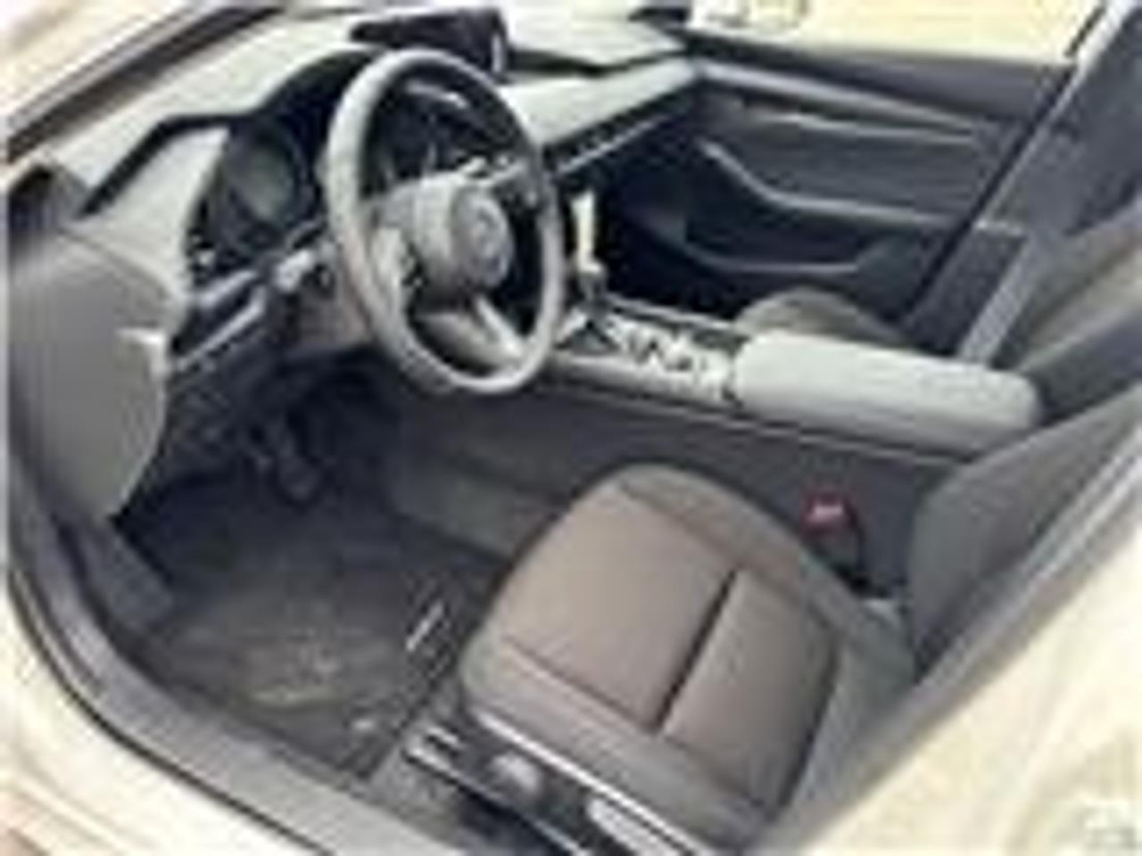 2025 Mazda 3 GS (A6) 4dr Front-Wheel Drive Sedan Photo